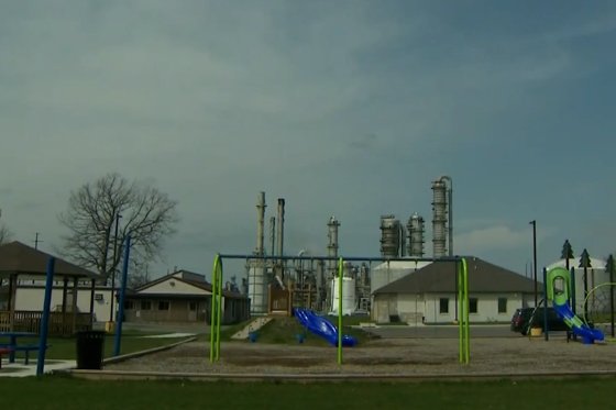 Aamjiwnaang First Nation issued a warning on April 16 after extremely high levels of the cancer-causing chemical benzene were detected in the air.