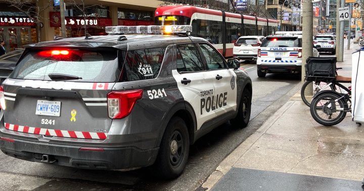 1 човек е тежко ранен след намушкване с нож в центъра на Торонто