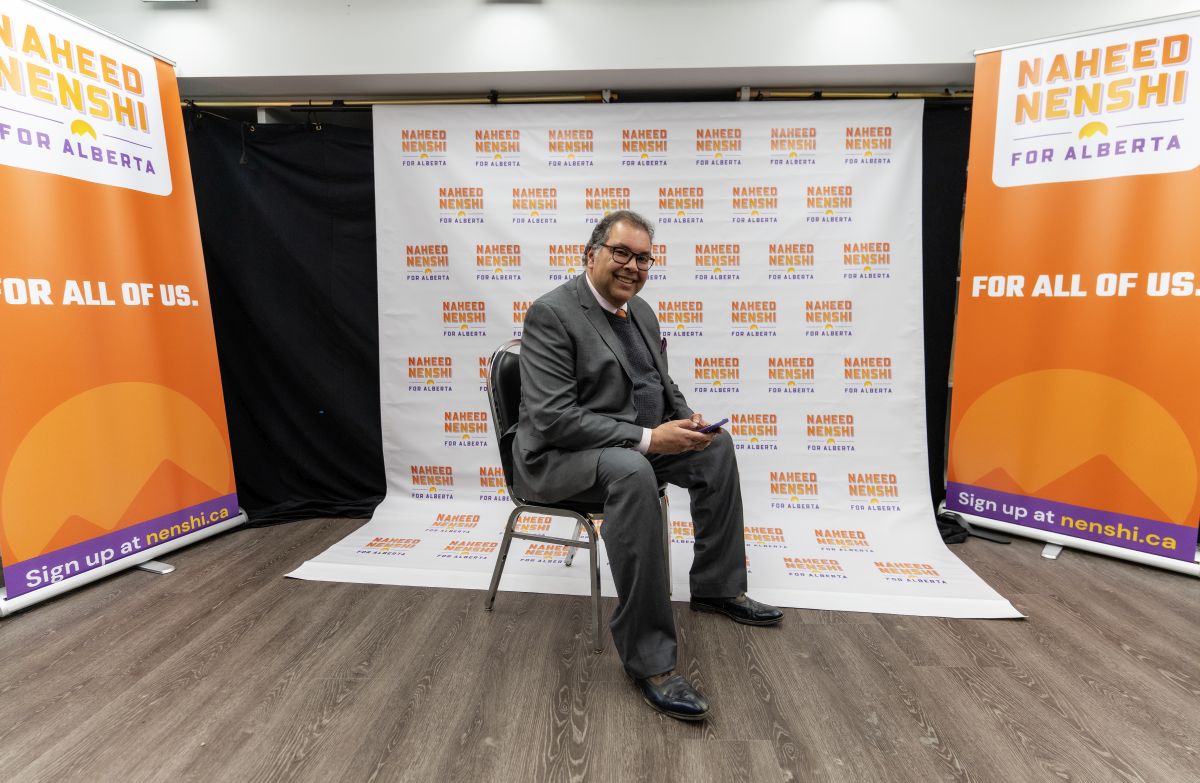 Тъй като в понеделник наближава ключов краен срок в надпреварата