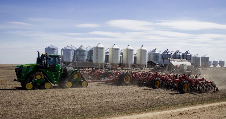 Lack of rain means Saskatchewan producers get a head start on seeding  | Globalnews.ca