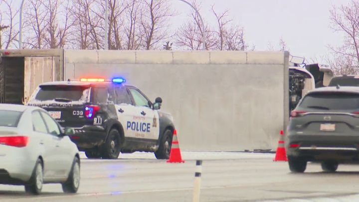 След като снегът падна в редица райони на Алберта във