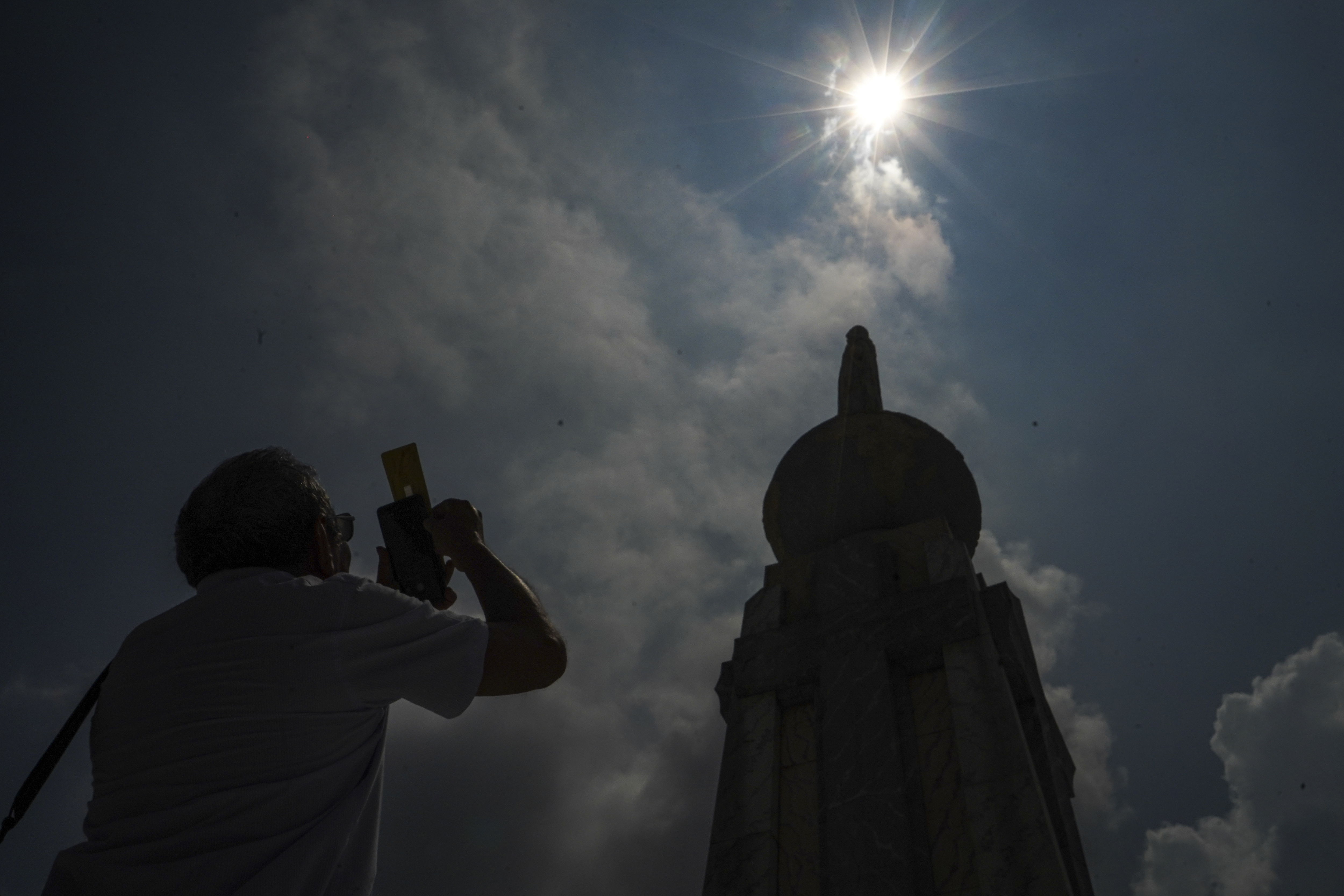 Total solar eclipse: Will clouds dampen the rare celestial event?