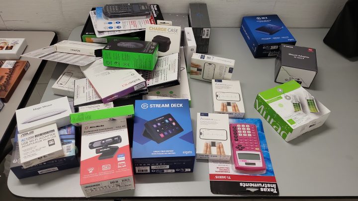 Регионалната полиция на Йорк казва че 172 души са били