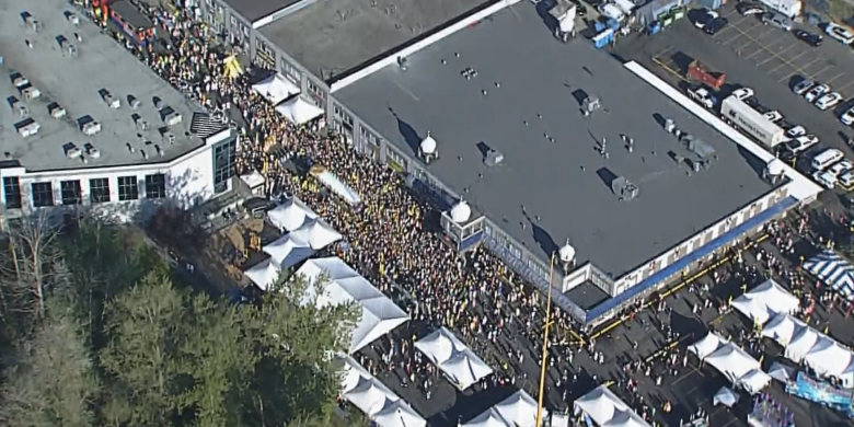 Thousands pack Surrey streets for Vaisakhi celebrations 