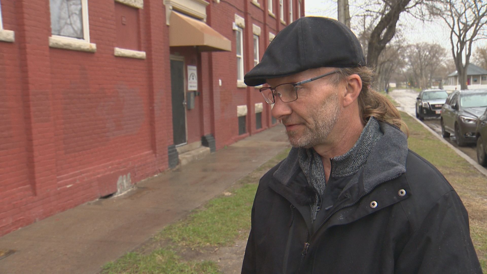 Мъж от Манитоба който беше брутално нападнат в квартал Норт