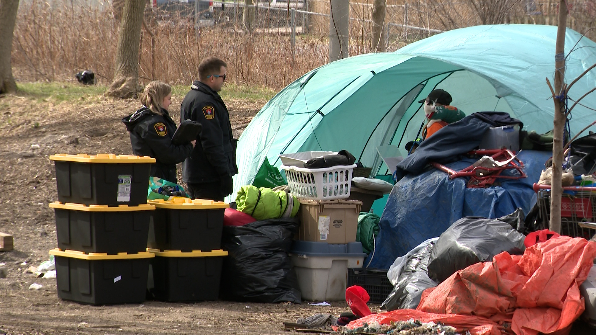 City of Kingston begins enforcing daytime camping ban, residents dig in