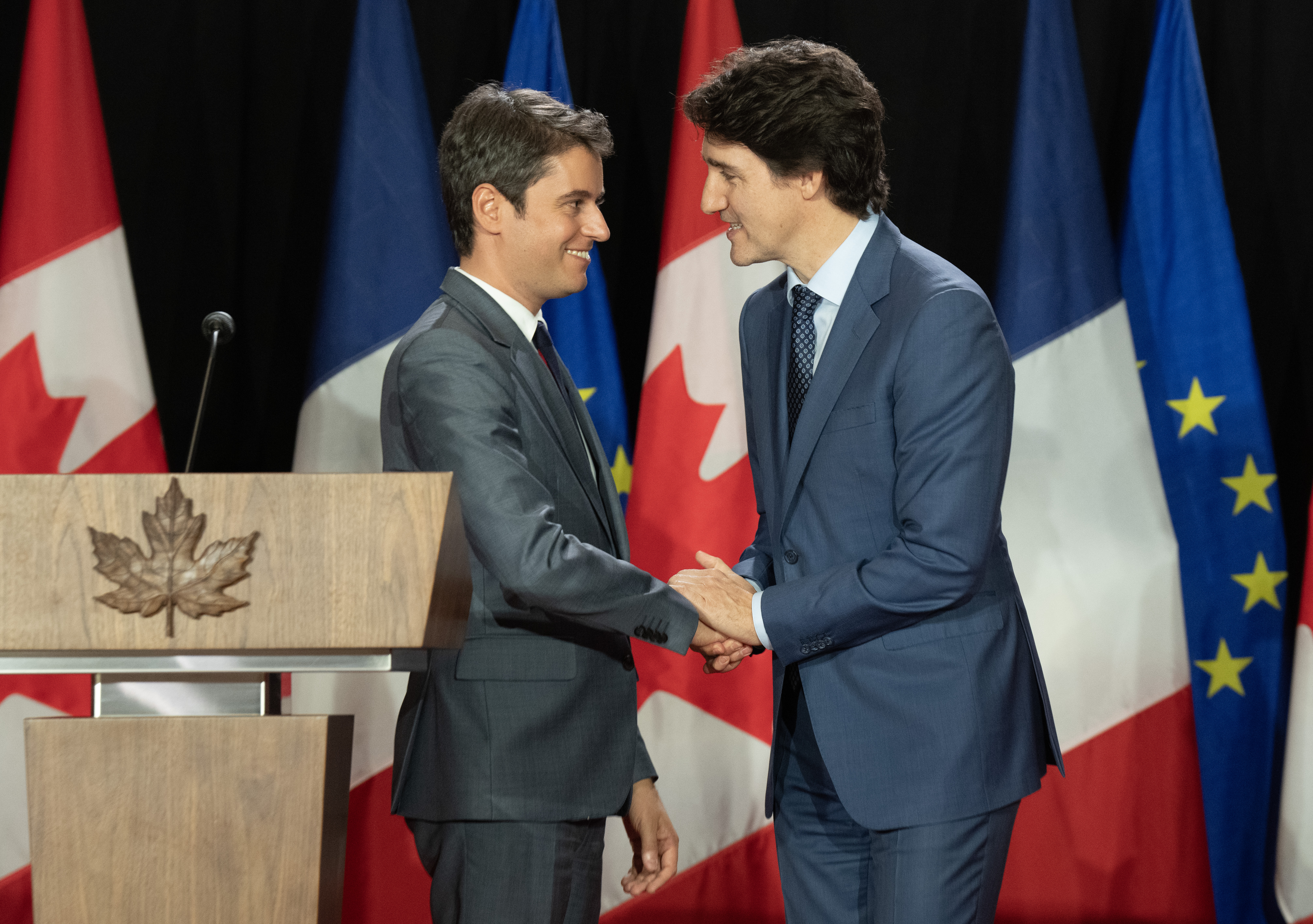 Френският министър председател Габриел Атал каза че чуждестранната намеса е голямо