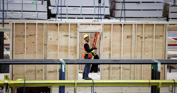 Недостигът на строителни работници пречи на увеличаването на жилищата: експерти