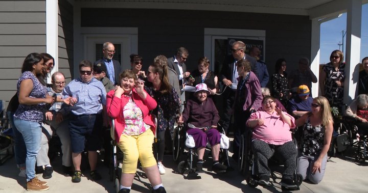 Саскатун открива 3 нови групови домове за хора с интелектуални увреждания