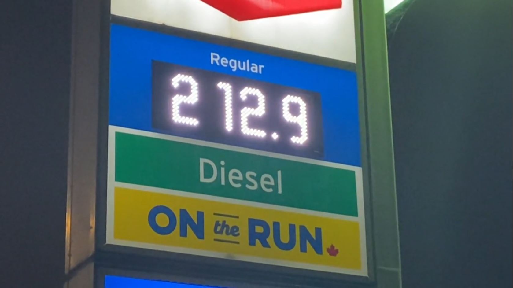 Драстична промяна в цените на бензина беше посрещната от шофьорите