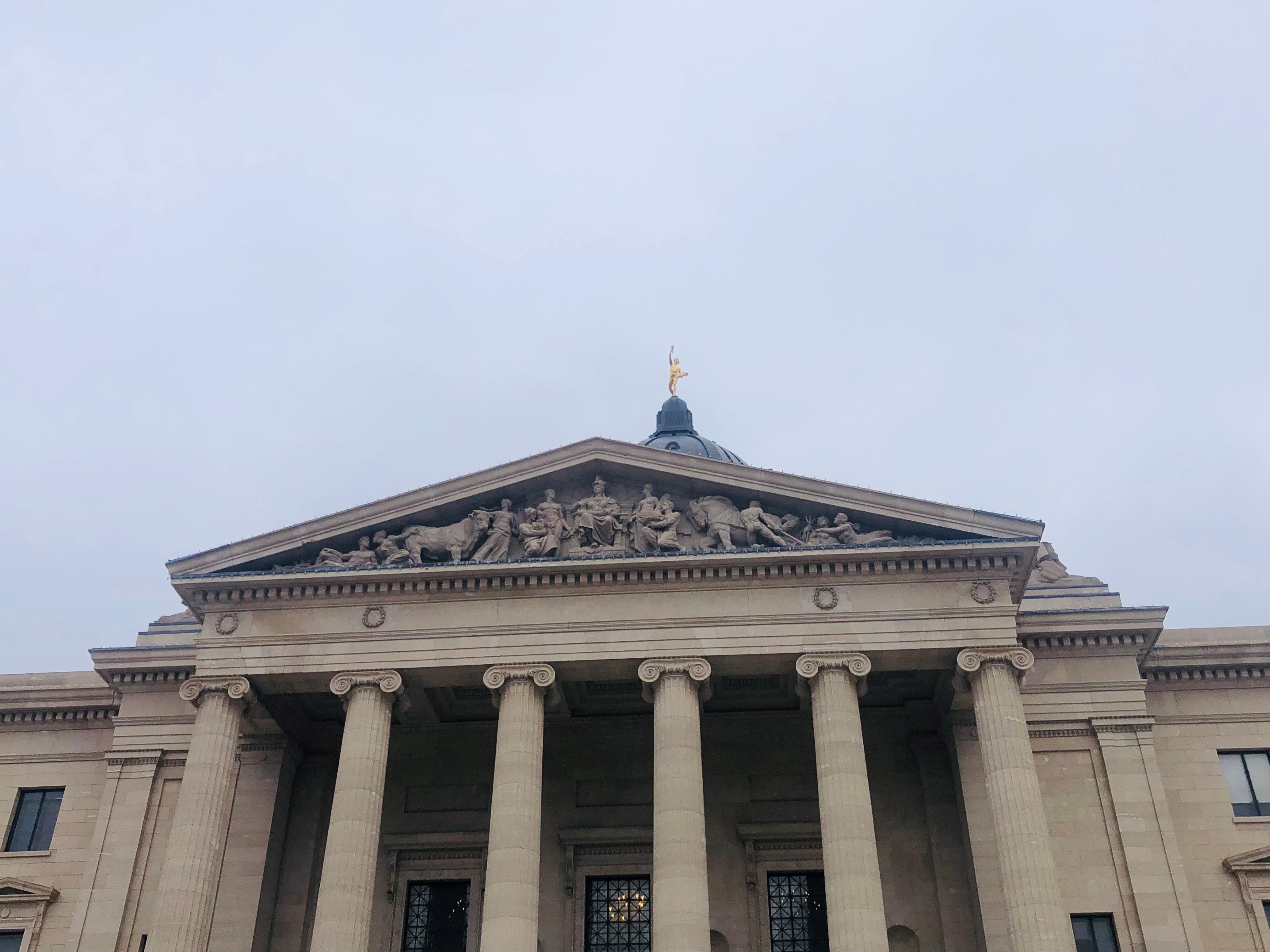 Премиерът Джъстин Трюдо казва че Манитоба и други провинции са