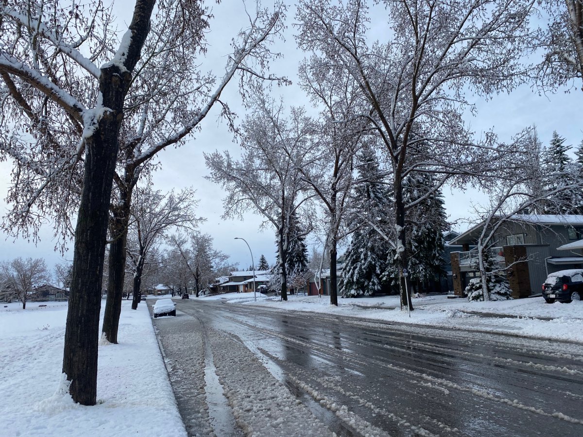 Heavy snowfall warning issued as southern Alberta digs out from earlier ...