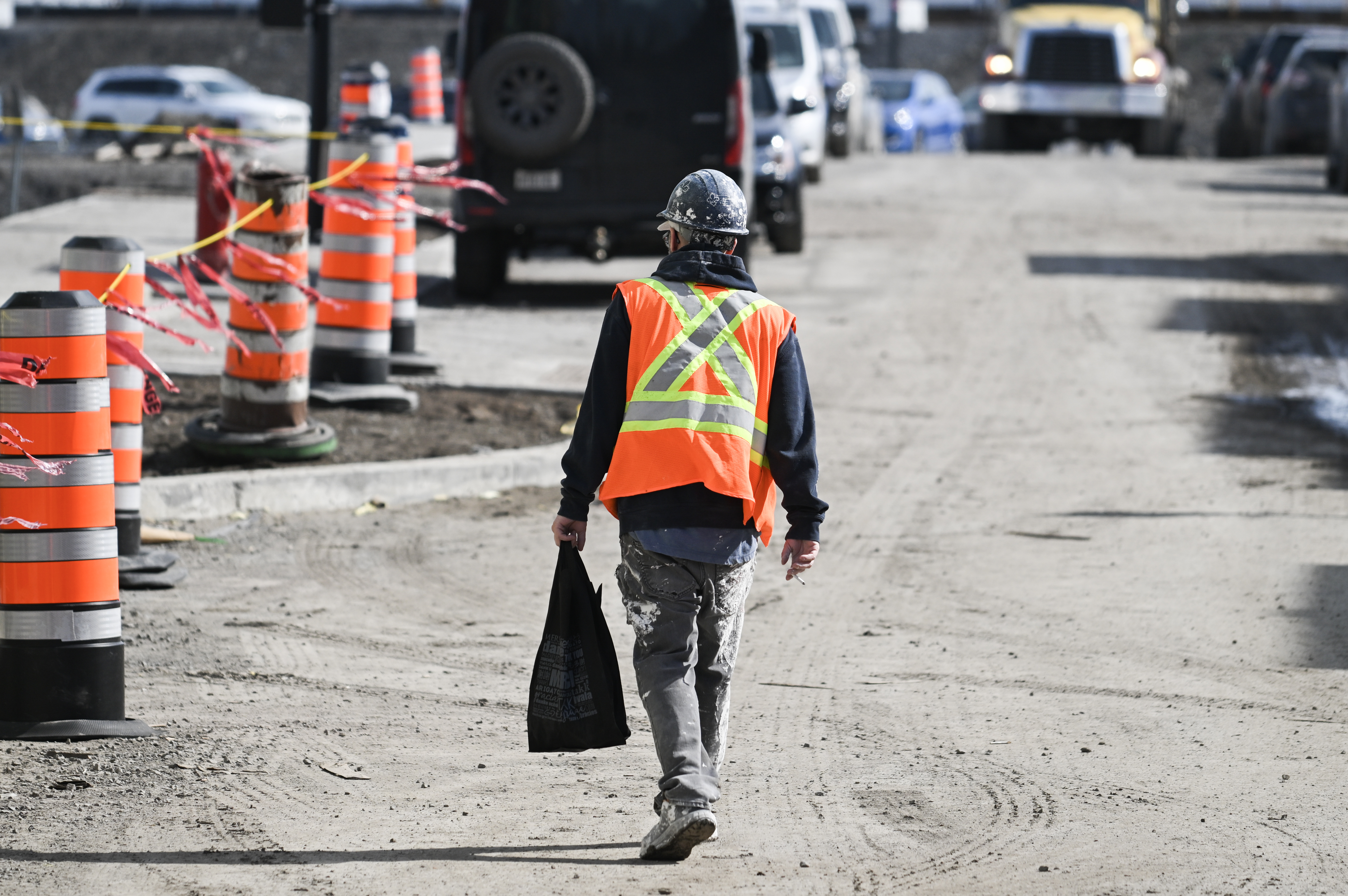 Canada’s unemployment rate jumps to 6.1% in March