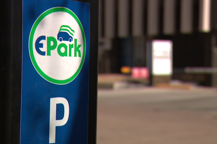 City clears up confusion around new Edmonton parking payment system: ‘no convenience fees’