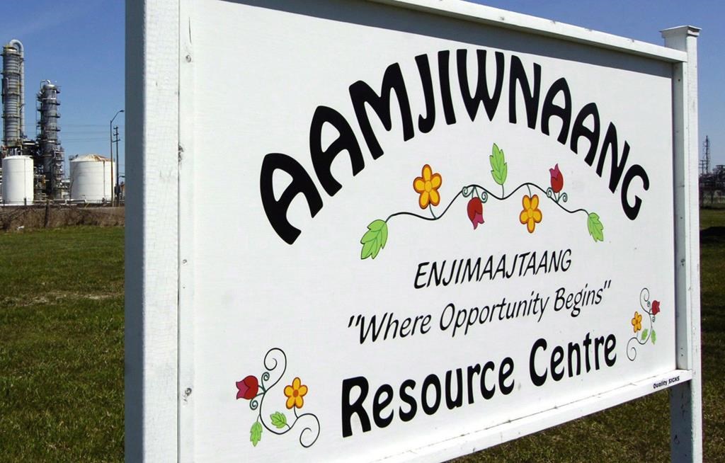 Министерството на околната среда на Онтарио нареди на нефтохимическо съоръжение