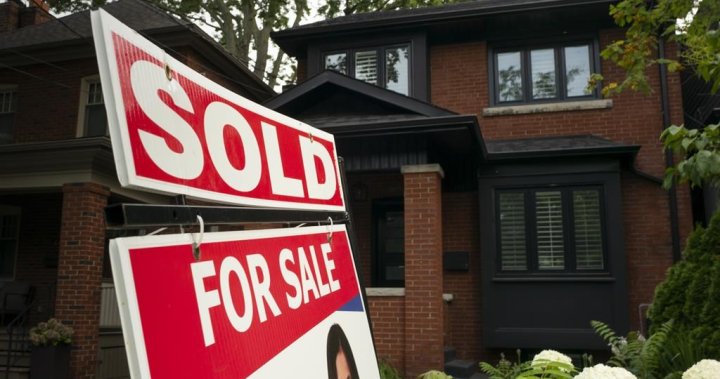 Регионалният борд за недвижими имоти в Торонто казва че продажбите