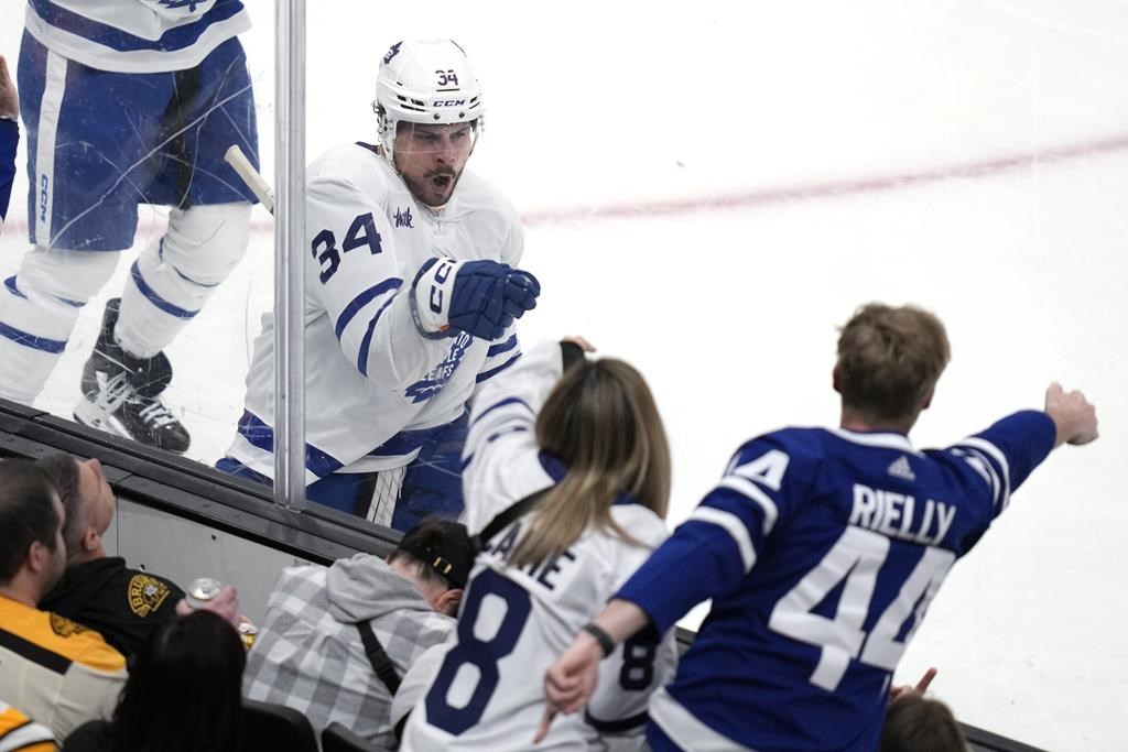 Matthews returns for Game 7, but Leafs minus Woll