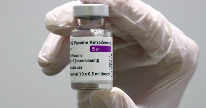 AstraZeneca казва, че изтегля ваксината срещу COVID поради ниското търсене