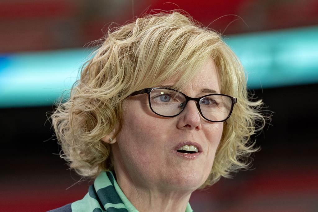 Бившият главен съдия на Онтарио Лиз Мезоньов ще ръководи комисията