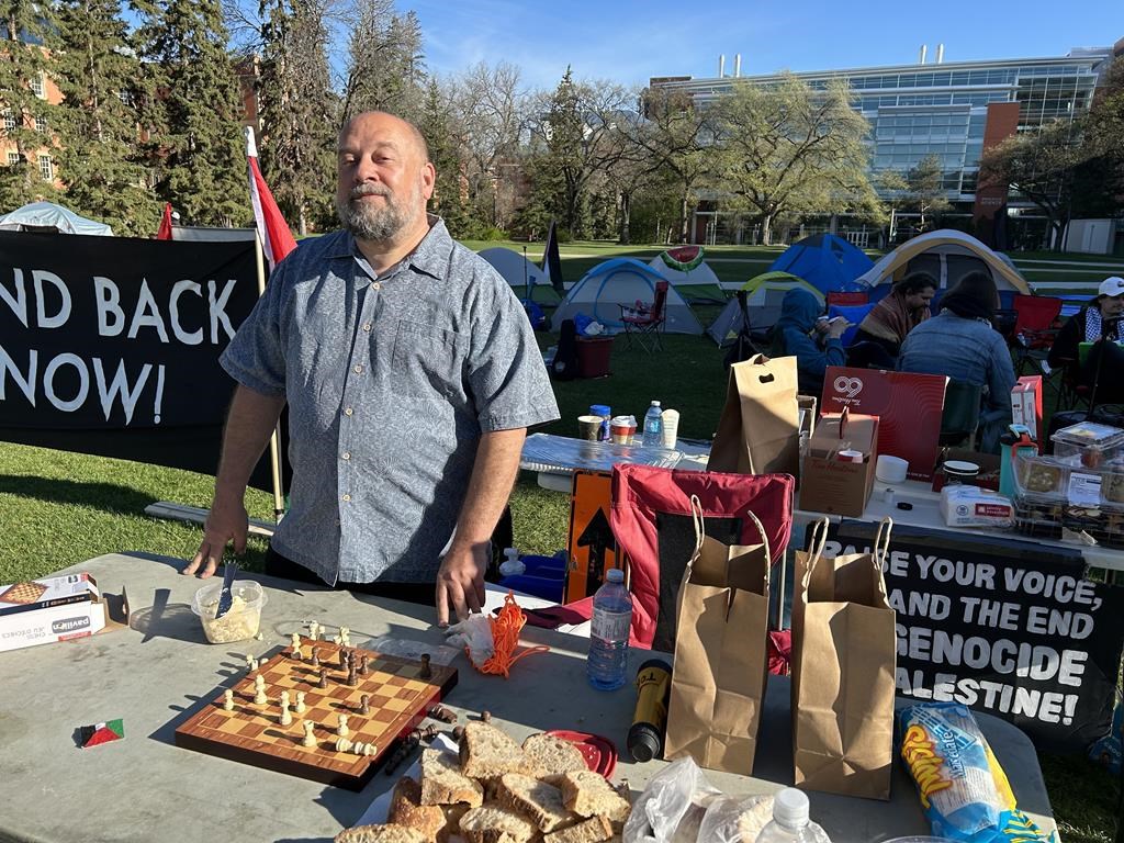 Gaza protest encampment remains on Edmonton campus after Calgary sit-in ended by police