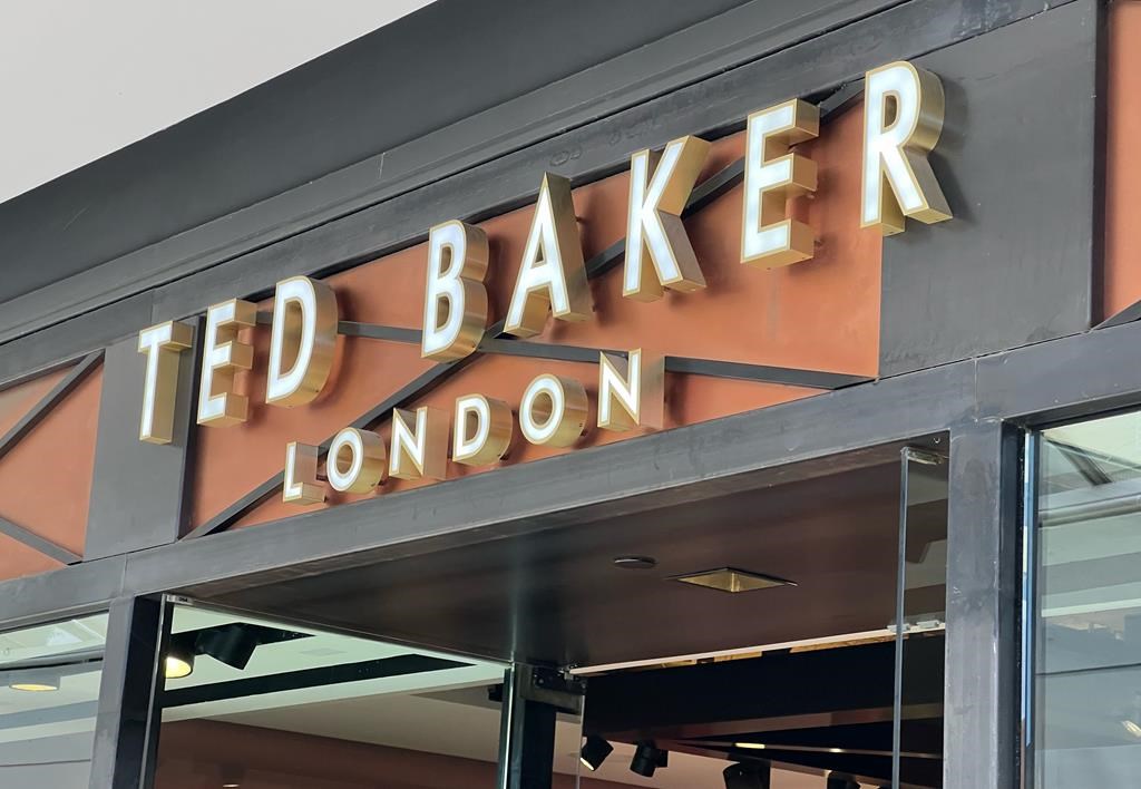 Ted Baker Canada започна затваряне на продажбите в своите магазини