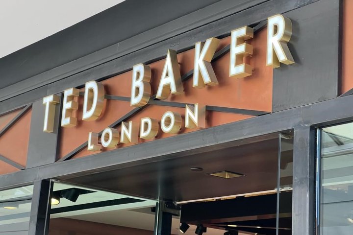 Closing sales begin at Ted Baker, Brooks Brothers and Lucky Brand in Canada
