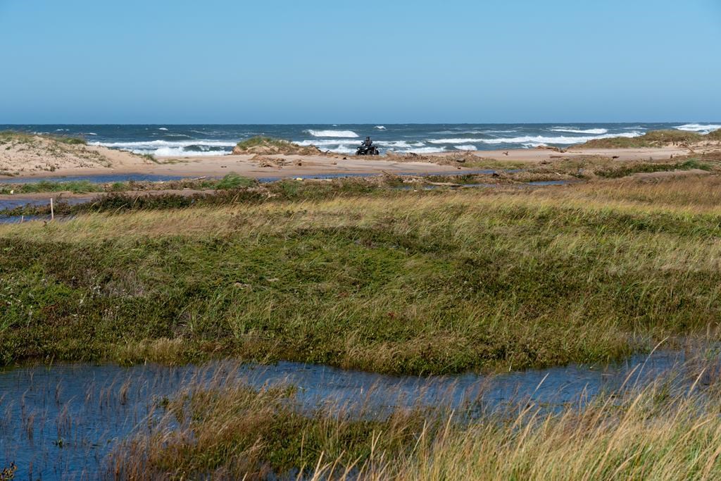 Ил дьо ла Мадлен в Квебек спира плановете си да