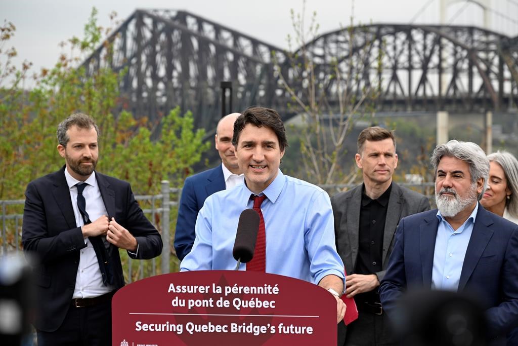 Ottawa to acquire Quebec Bridge, will spend $1 billion on span over 25 years