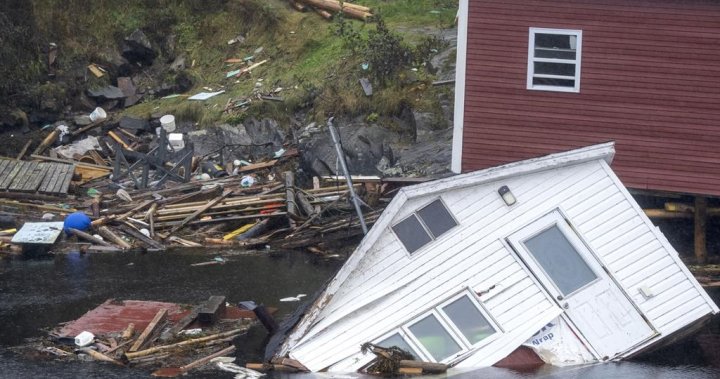 Канадският център за урагани прогнозира сезон на активни бури край