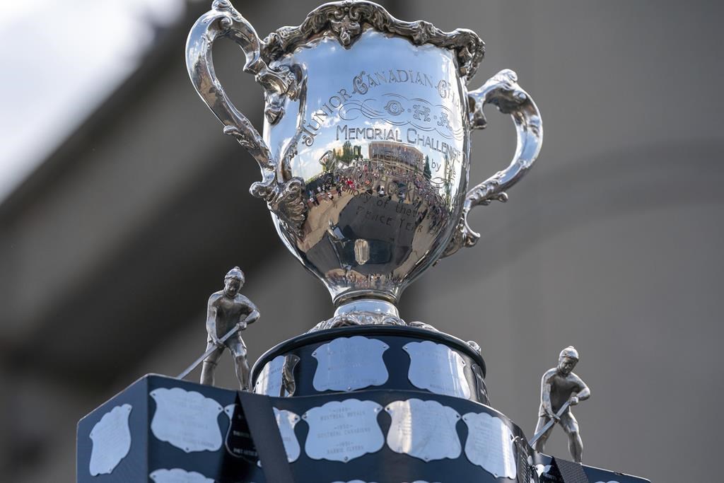 Адвокат и бивш политик от провинцията ще ръководят кандидатурата на