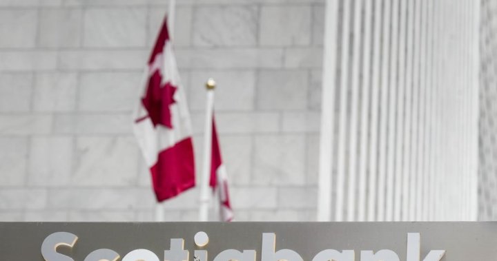 Bank of Nova Scotia отчете спад на печалбата си за