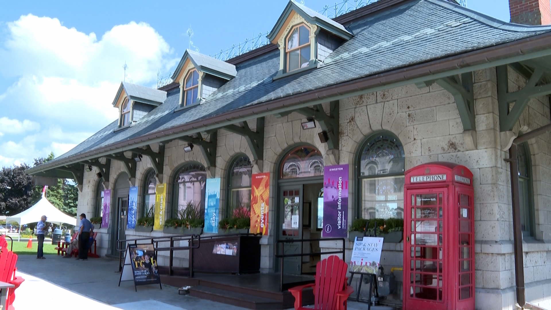 Kingston locals optimistic about the start to an unofficial tourism
season
