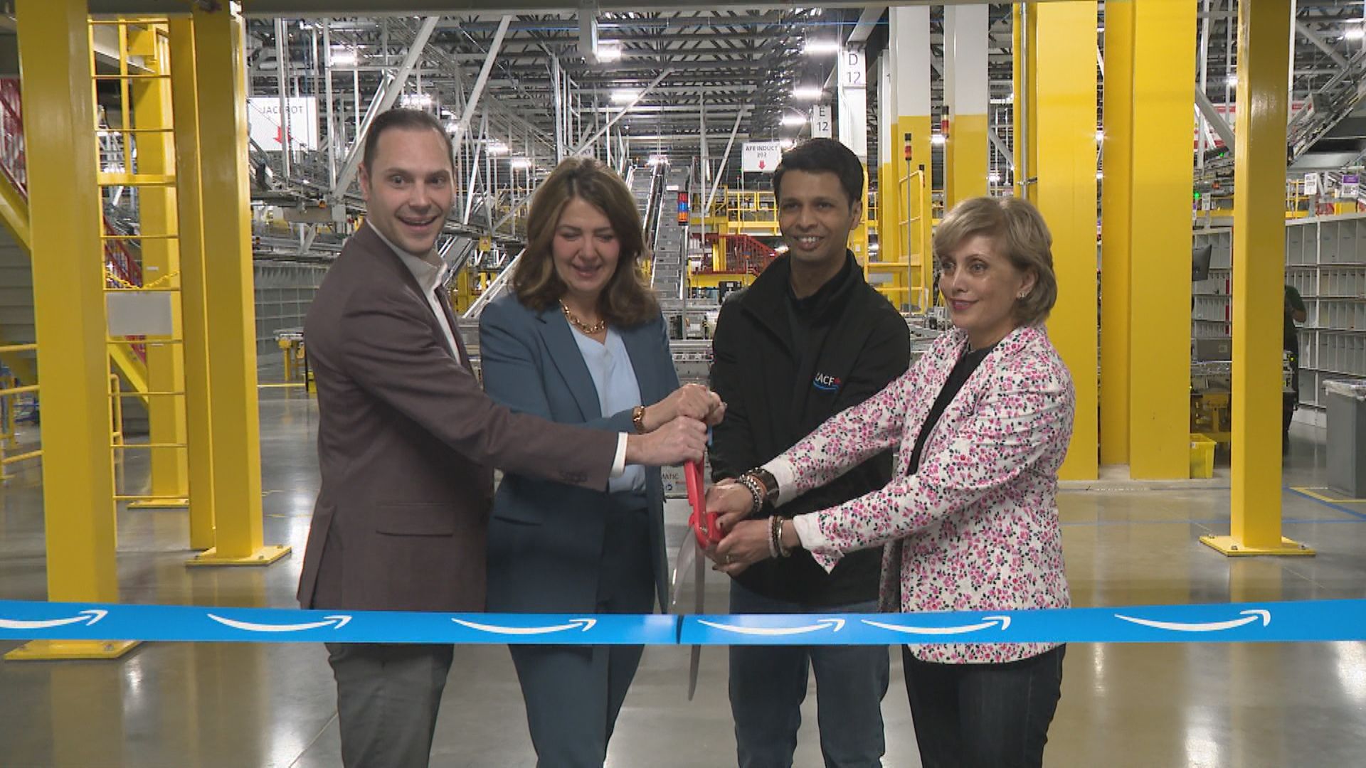 Нов тип център за изпълнение на Amazon е открит в