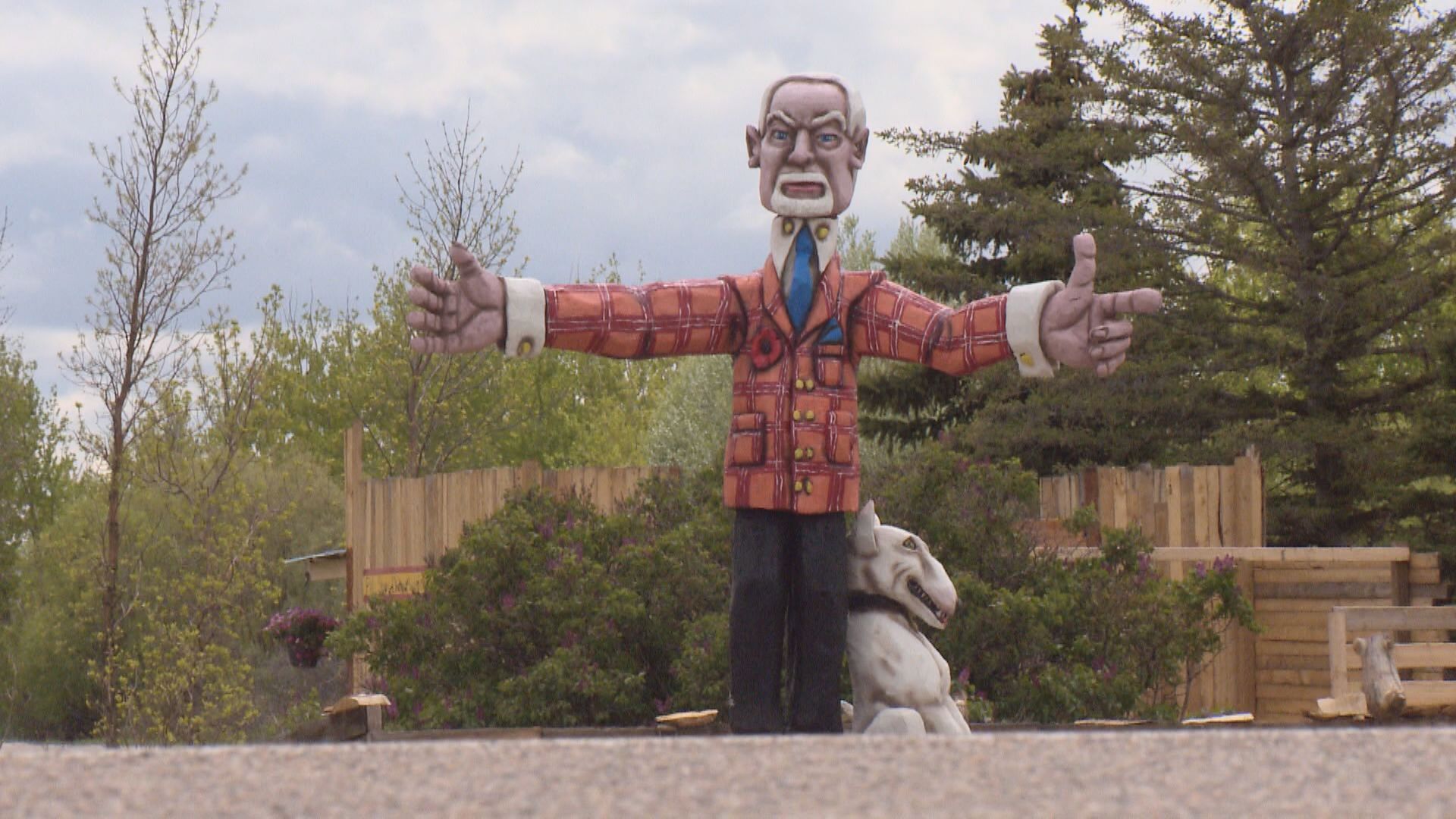Mortlach, Sask. welcomes Don Cherry statue
