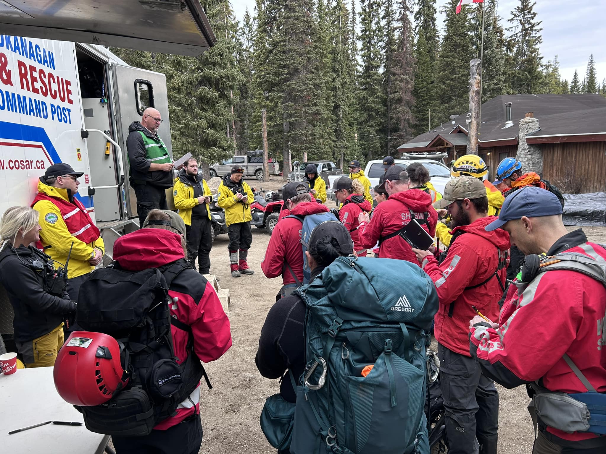 Търсенето на възрастния човек от Оканаган който не е бил
