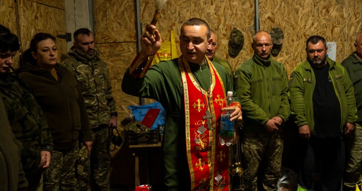 Докато Украйна отбеляза третия си Великден във война, Русия в