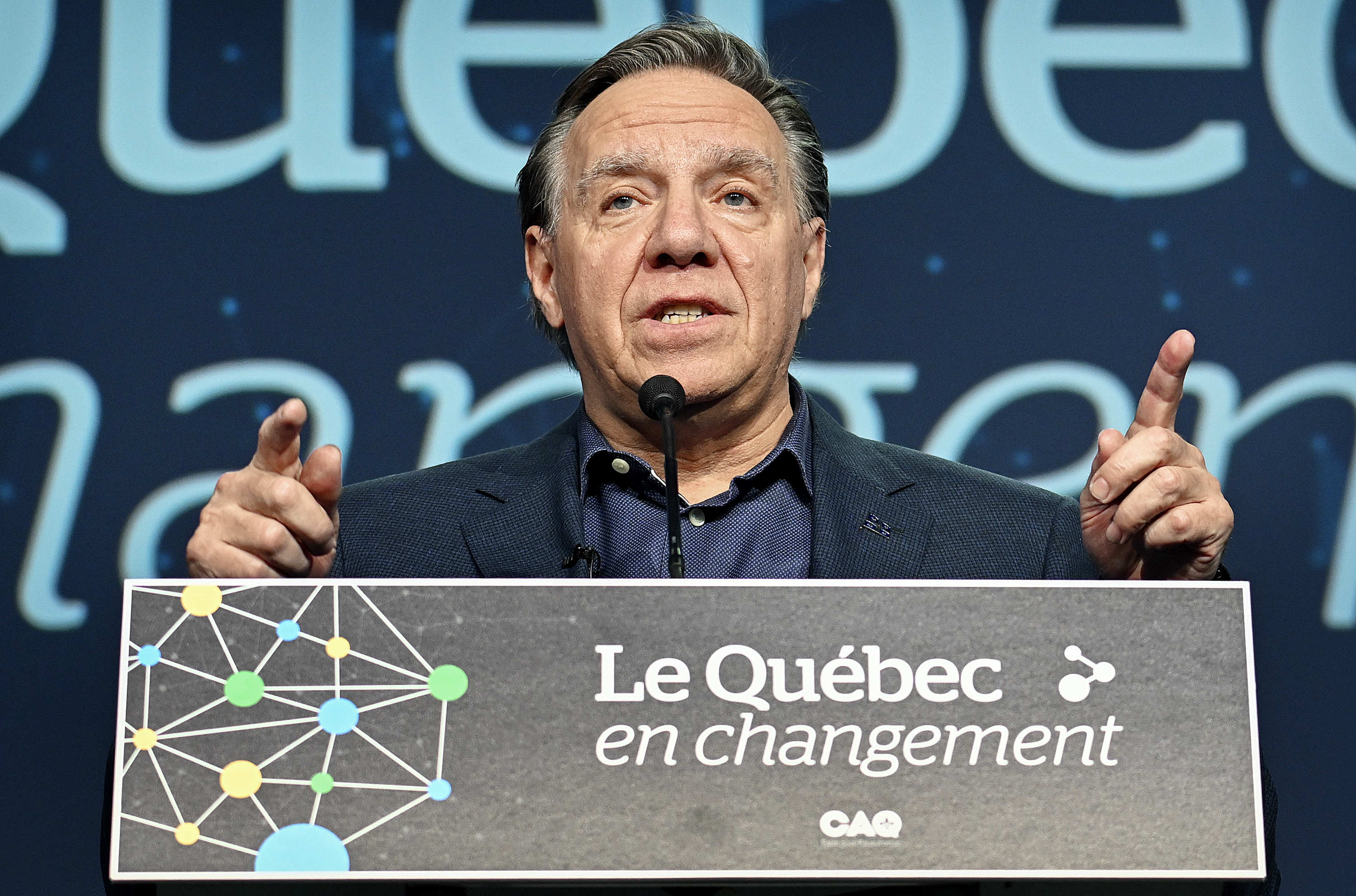 Премиерът на Квебек Франсоа Лего казва че е готов да