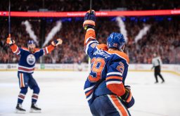 Continue reading: Edmonton Oilers even West Final with 5-2 win over Dallas Stars