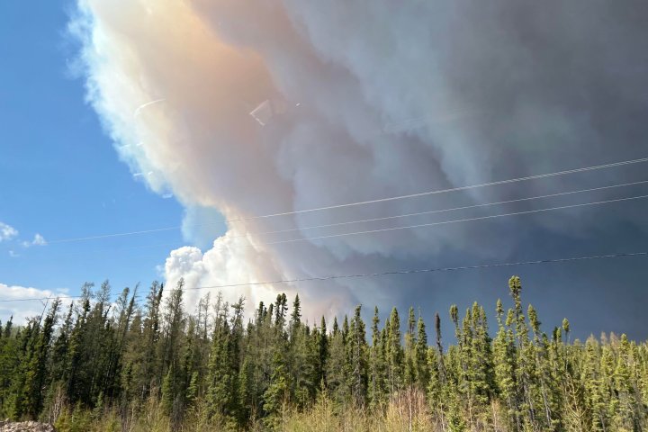 Cranberry Portage, Man. residents return home after wildfire