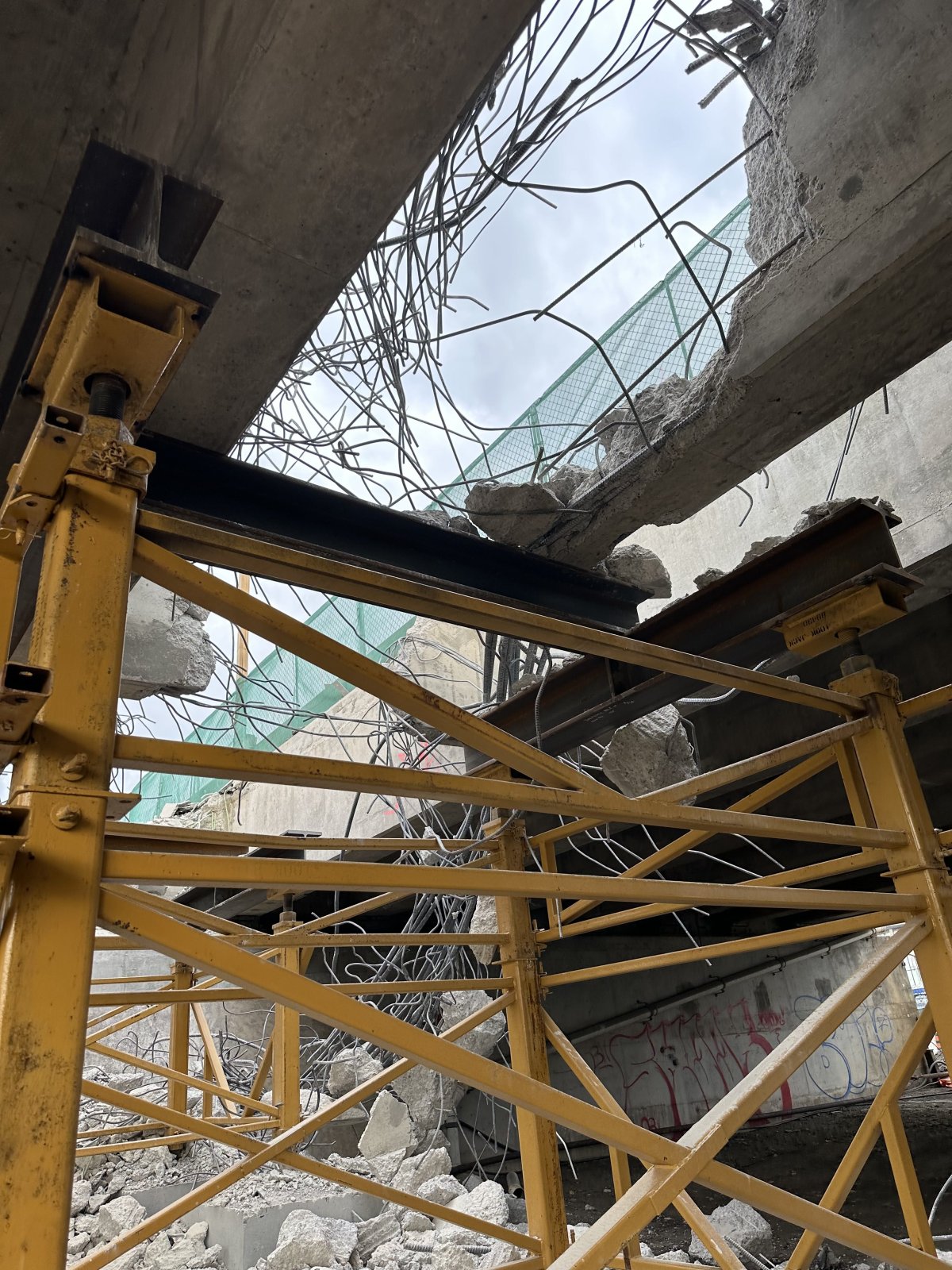 Gardiner Expressway construction