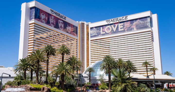 След 34 години на Лас Вегас Стрип хотелът-казино Mirage, както