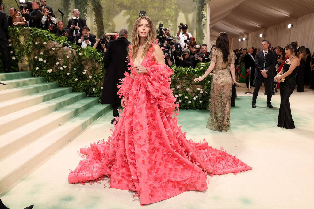 Jessica Biel attends The 2024 Met Gala Celebrating "Sleeping Beauties: Reawakening Fashion" at The Metropolitan Museum of Art on May 06, 2024 in New York City.