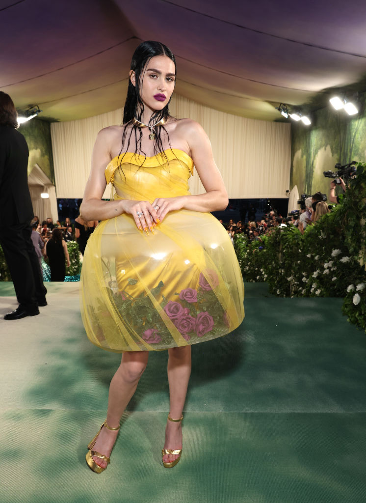Amelia Gray Hamlin attends The 2024 Met Gala Celebrating "Sleeping Beauties: Reawakening Fashion" at The Metropolitan Museum of Art on May 06, 2024 in New York City.