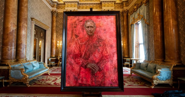 Нов портрет на крал Чарлз, с „кървавочервена палитра“, предизвиква смесени реакции