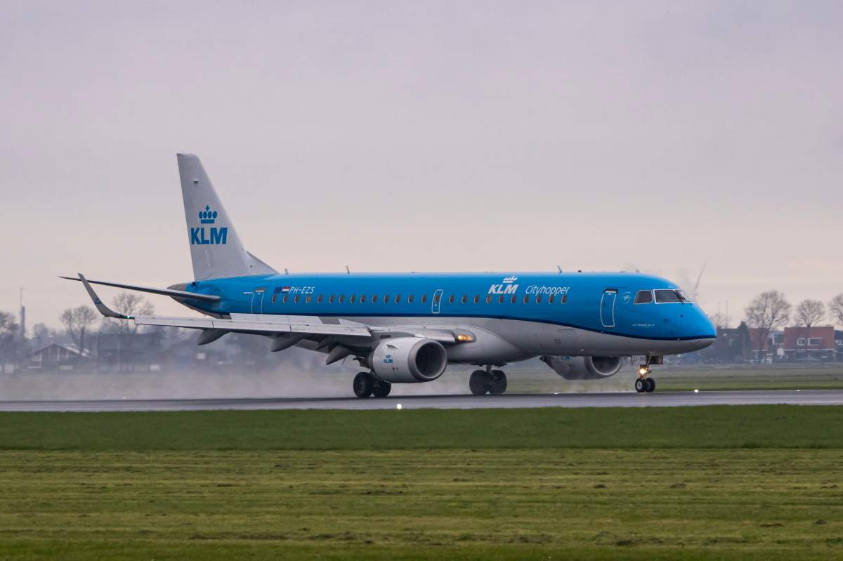 A KLM ERJ-190 jet.