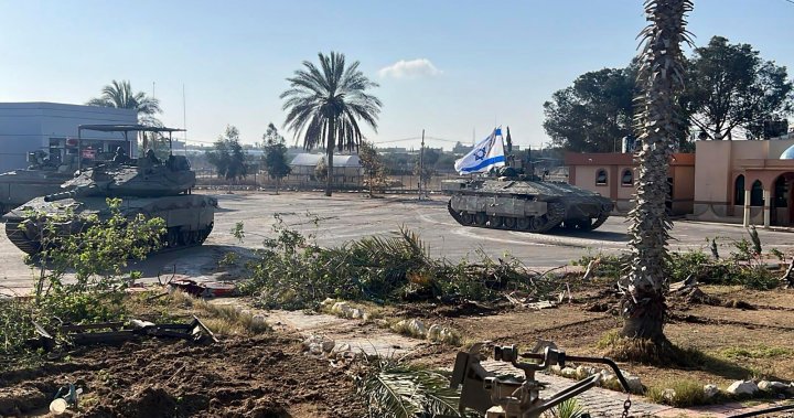 На фона на преговорите за прекратяване на огъня израелските сили превзеха контрола над граничния пункт Рафах в Газа