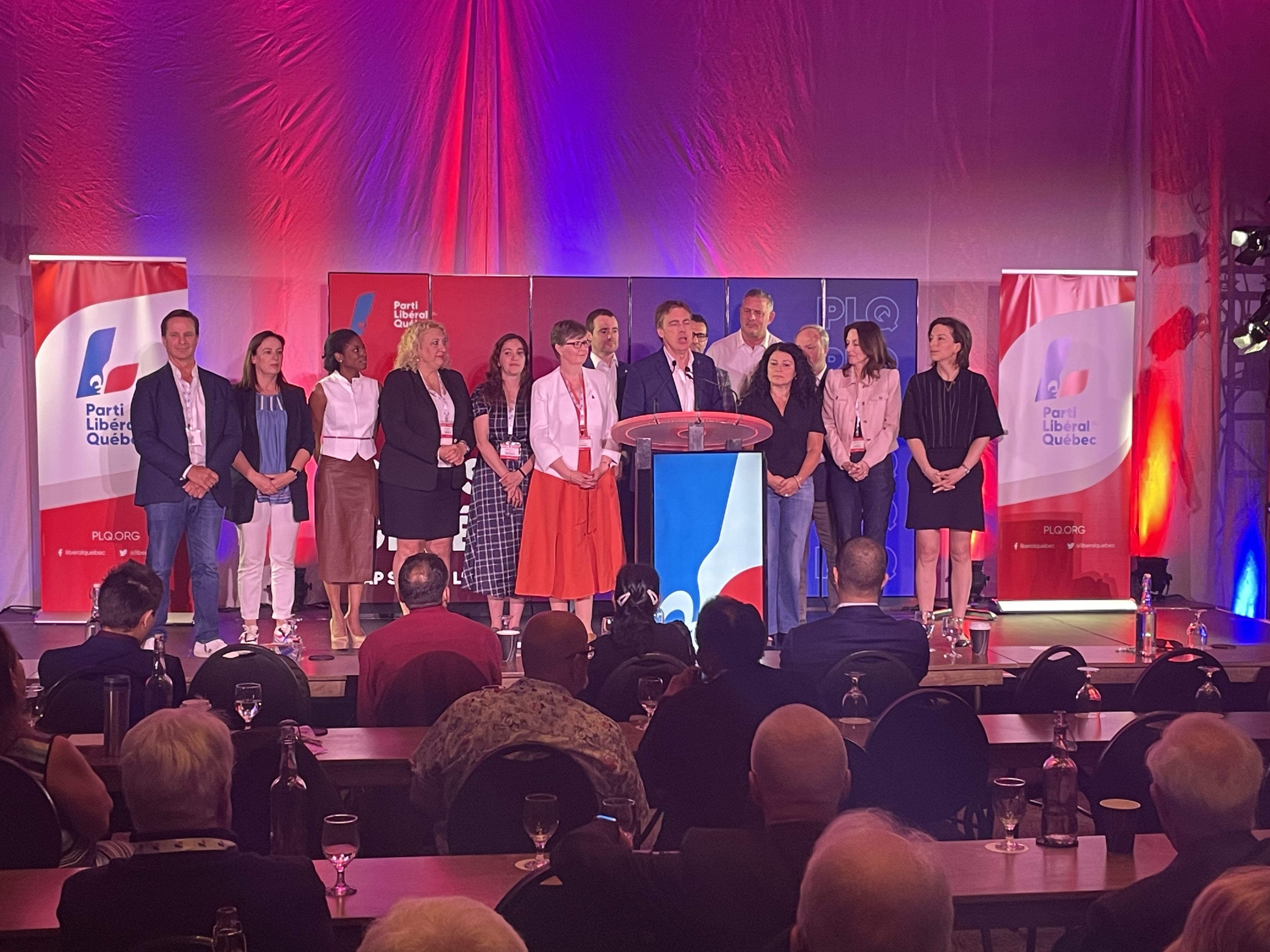 Либералната партия на Квебек осъжда правителството на CAQ за текущото