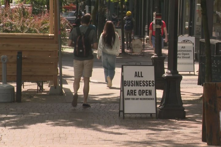 Gastown businesses losing millions due to Water Street construction, society says