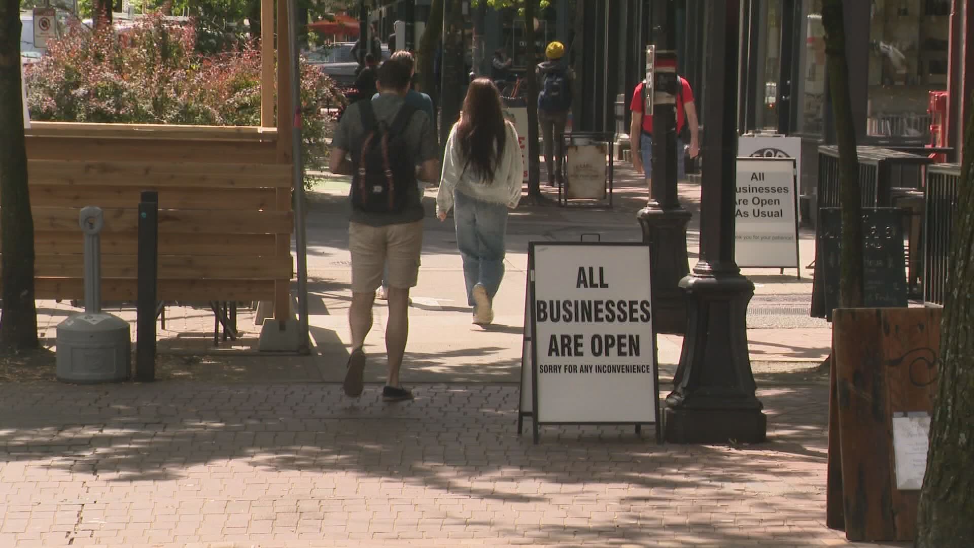 Gastown businesses losing millions due to Water Street construction, society says