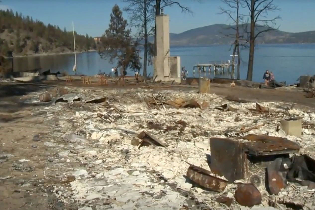 Дългогодишен детски летен лагер който изгоря в опустошителния горски пожар